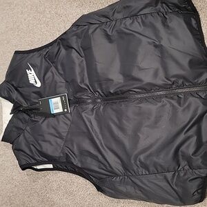 NWT Reversible Nike Vest Medium